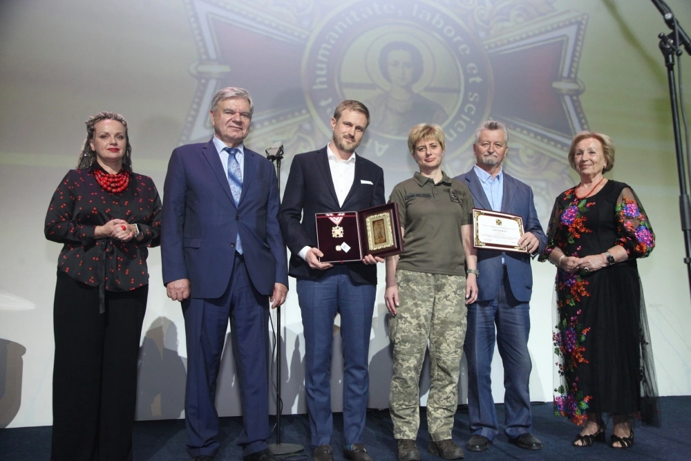 Відзнака знайшла своїх героїв!