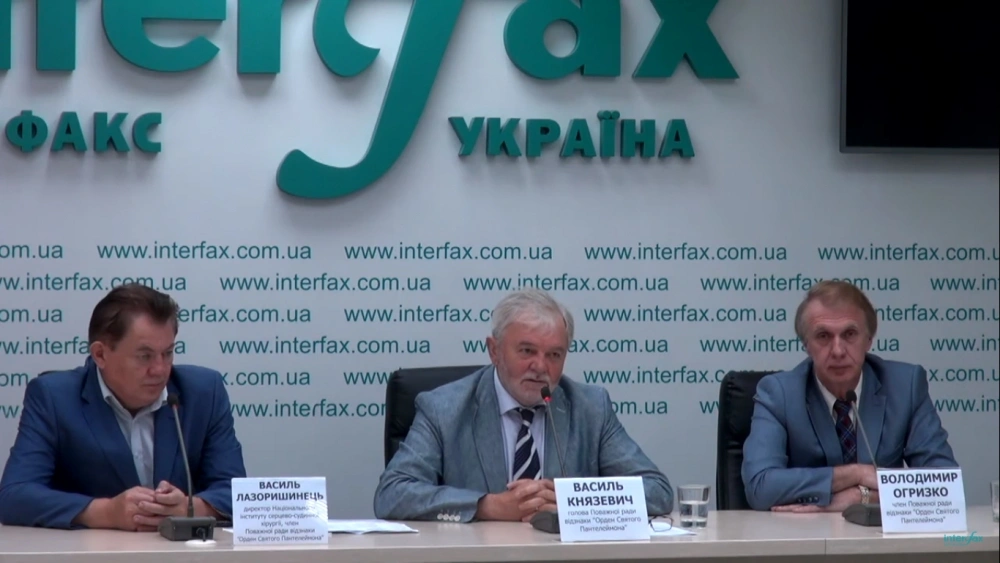Прес-конференція членів Поважної Ради