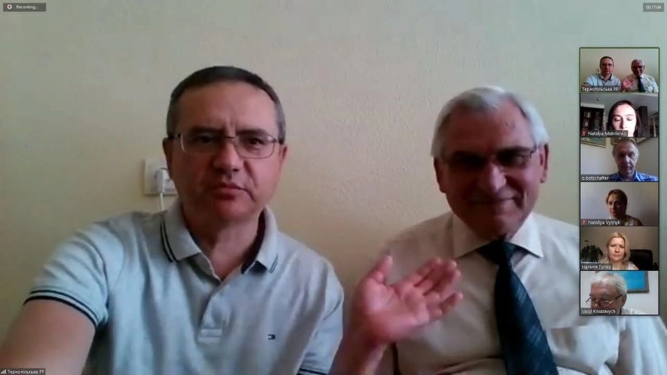 У режимі відеоконференції привітали лауреатів, які не мали змоги бути на урочистому нагородженні Медичним Оскаром 9-ого серпня